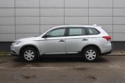 Серебряный Mitsubishi Outlander 2.0 CVT (146 л.с.) 2021 фото 3