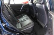 синий Toyota RAV4 2.0 CVT (146 л.с.) 4WD 2018 фото 16