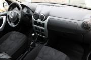 Синий Renault Logan 1.6 MT (84 л.с.) 2011 фото 10