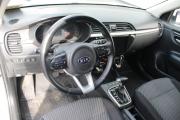 Белый Kia Rio 1.6 AT (123 л.с.) 2018 фото 9