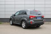 Серый Kia Sorento 2.4 AT (175 л.с.) 4WD 2014 фото 7