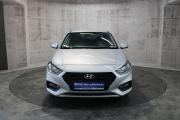 Серебряный Hyundai Solaris 1.6 AT (123 л.с.) 2019 фото 1