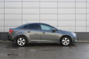 Серый Chevrolet Cruze 1.8 MT (141 л.с.) 2012 фото 4