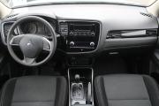 Серебряный Mitsubishi Outlander 2.0 CVT (146 л.с.) 2021 фото 8