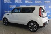белый Kia Soul 2.0 AT (150 л.с.) 2018 фото 2
