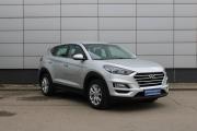 Серый Hyundai Tucson 2.0 AT (150 л.с.) 2020 фото 2