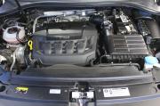 черный Volkswagen Tiguan 2.0 AMT (180 л.с.) 4WD 2019 фото 9