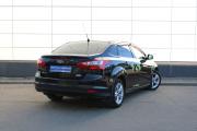 Черный Ford Focus 1.6 MT (125 л.с.) 2011 фото 5