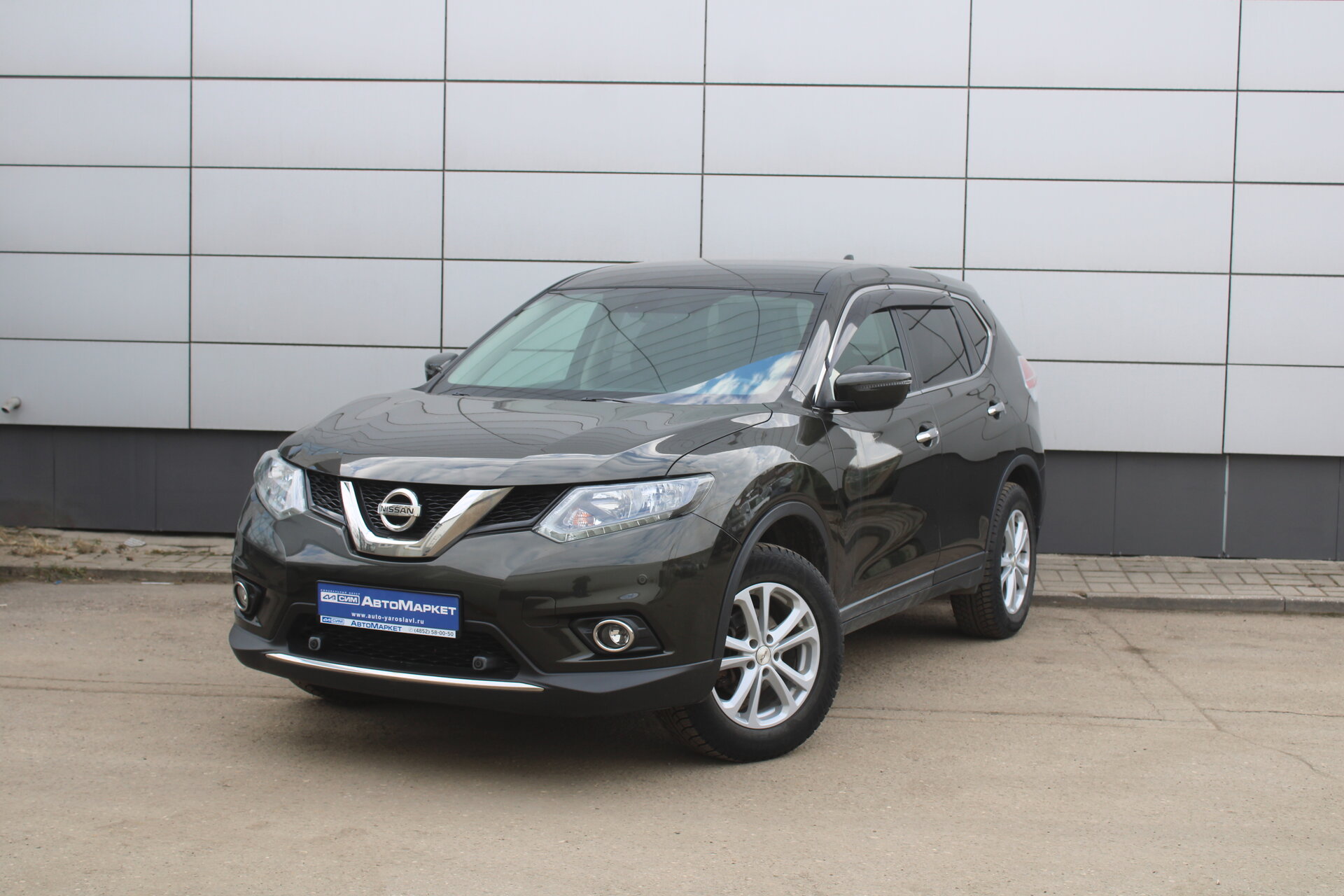 Зеленый Nissan X-Trail 2.0 CVT (144 л.с.) 4WD 2018