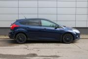 Синий Ford Focus 1.6 AMT (105 л.с.) 2012 фото 3