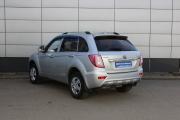 Серебряный Lifan X60 1.8 MT (128 л.с.) 2014 фото 7
