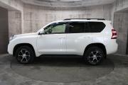 Белый Toyota Land Cruiser Prado 3.0d AT (173 л.с.) 4WD 2013 фото 4