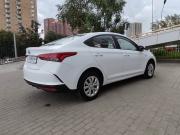 белый Hyundai Solaris 1.6 AT (123 л.с.) 2022 фото 19