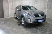 Серый Kia Sorento 2.4 AT (175 л.с.) 4WD 2014 фото 2