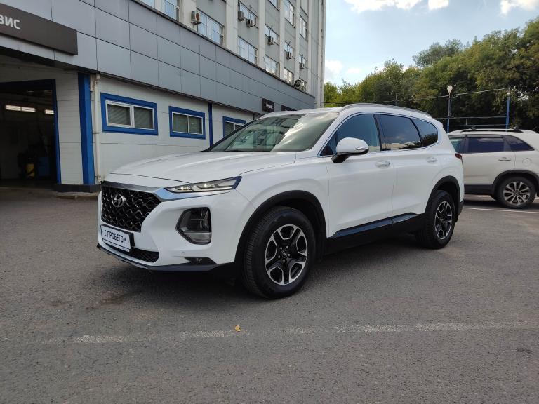 белый Hyundai Santa Fe 2.2d AT (200 л.с.) 4WD 2019