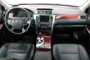 Черный Toyota Camry 2.5 AT (181 л.с.) 2013 фото 8