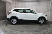 Белый Nissan Qashqai 2.0 CVT (144 л.с.) 4WD 2021 фото 3