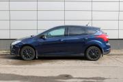 Синий Ford Focus 1.6 AMT (105 л.с.) 2012 фото 4