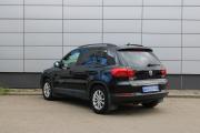 Черный Volkswagen Tiguan 2.0 AT (170 л.с.) 4WD 2014 фото 7