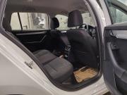 белый Skoda Octavia 1.2 MT (105 л.с.) 2013 фото 11