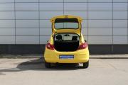 Желтый Opel Corsa 1.2 MT (85 л.с.) 2012 фото 11