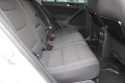 Белый Volkswagen Tiguan 2.0 AT (170 л.с.) 4WD 2012 фото 11