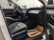 белый Hyundai Tucson 2.0 AT (150 л.с.) 4WD 2021 фото 12