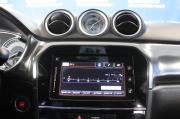 белый Suzuki Vitara 1.6 AT (117 л.с.) 4WD 2019 фото 17
