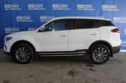 белый Geely Atlas Pro 1.5 AMT (177 л.с.) 4WD 2022 фото 4