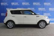 бежевый Kia Soul 2.0 AT (150 л.с.) 2018 фото 4
