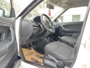 белый Skoda Fabia 1.2 MT (70 л.с.) 2013 фото 9
