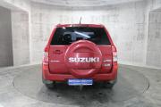 Красный Suzuki Grand Vitara 2.0 MT (140 л.с.) 4WD 2010 фото 6