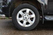 Черный Chevrolet TrailBlazer 2.8d AT (180 л.с.) 4WD 2014 фото 13