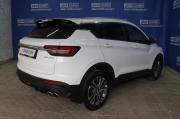 белый Geely Coolray 1.5 AMT (150 л.с.) 2020 фото 4