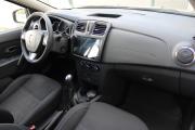 Зеленый Renault Sandero Stepway 1.6 MT (82 л.с.) 2015 фото 9