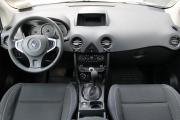 Белый Renault Koleos 2.5 CVT (171 л.с.) 4WD 2012 фото 8