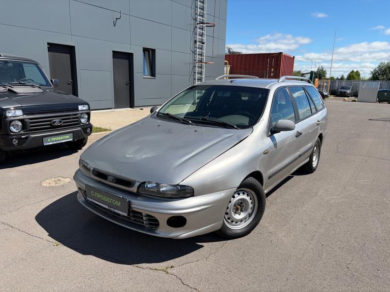 Серебряный Fiat Marea 1.6 MT (103 л.с.) 2001