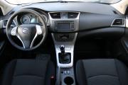Белый Nissan Sentra 1.6 MT (117 л.с.) 2015 фото 8