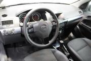 Синий Opel Astra 1.8 MT (140 л.с.) 2007 фото 9