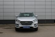 Серый Hyundai Tucson 2.0 AT (150 л.с.) 2020 фото 1