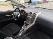 Серебряный Toyota Auris 1.6 AMT (124 л.с.) 2007 фото 2