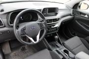 Серый Hyundai Tucson 2.0 AT (150 л.с.) 2020 фото 9