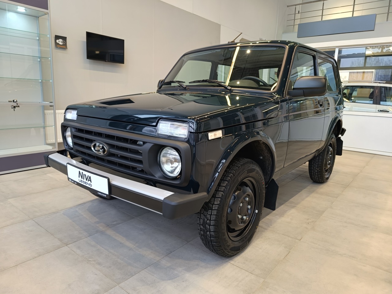 зеленый Lada (ВАЗ) Legend 1.7 MT (83 л.с.) 4WD 2026